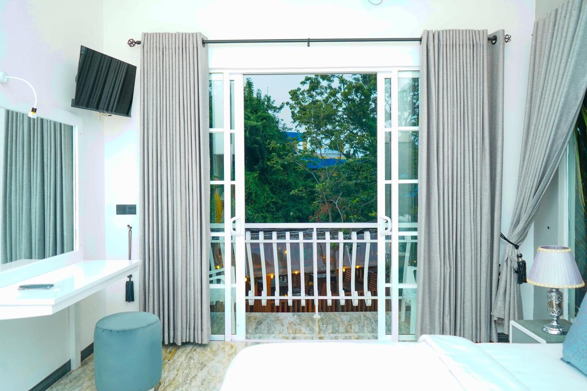 White Land City Hotel Дамбула Екстериор снимка